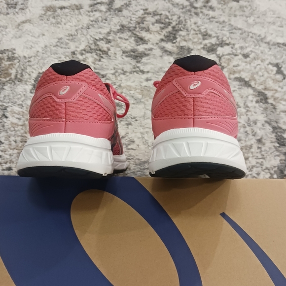 ASICS Gel Contends 6 - Picture 6 of 15